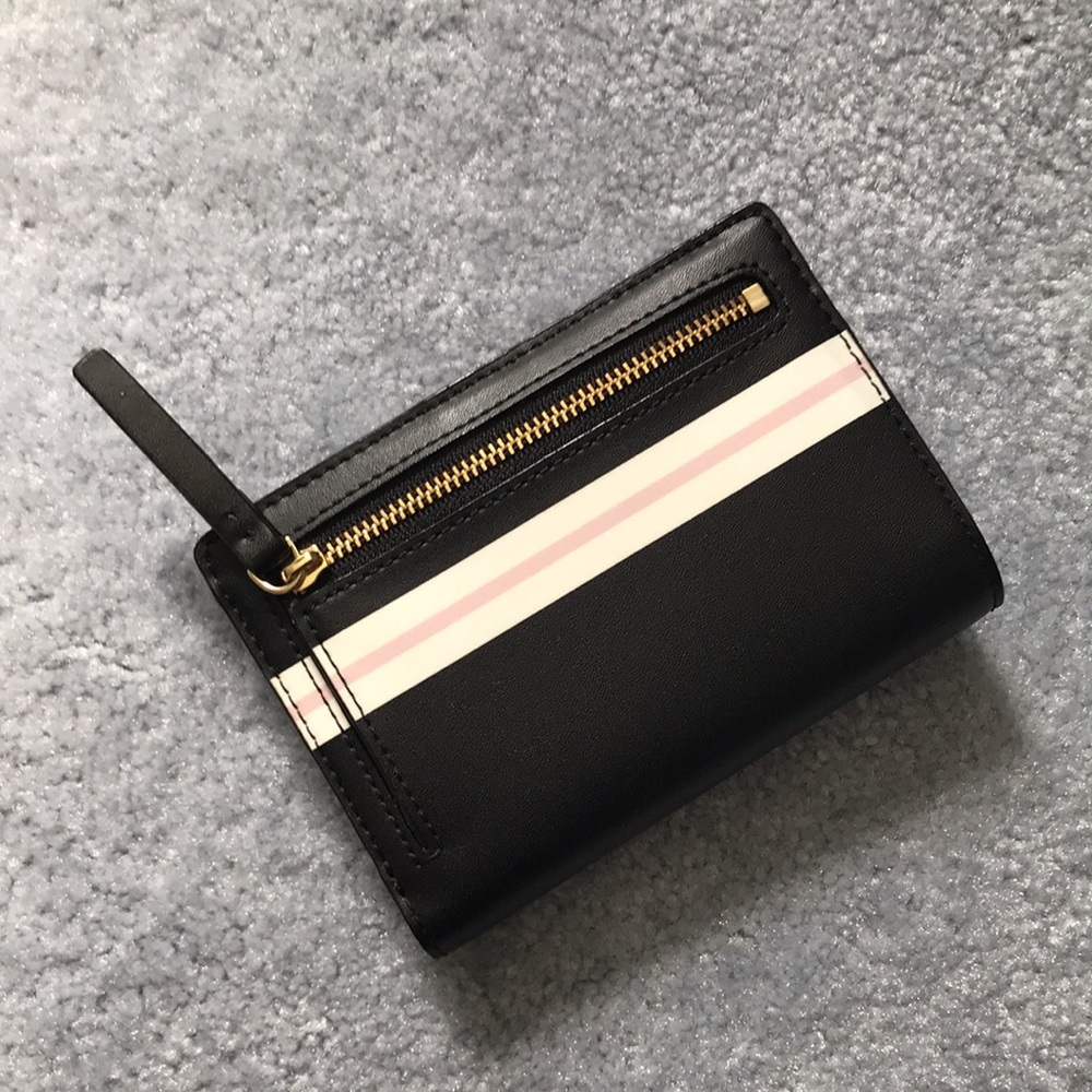 Kate Spade Wallet - Picture 3 of 5